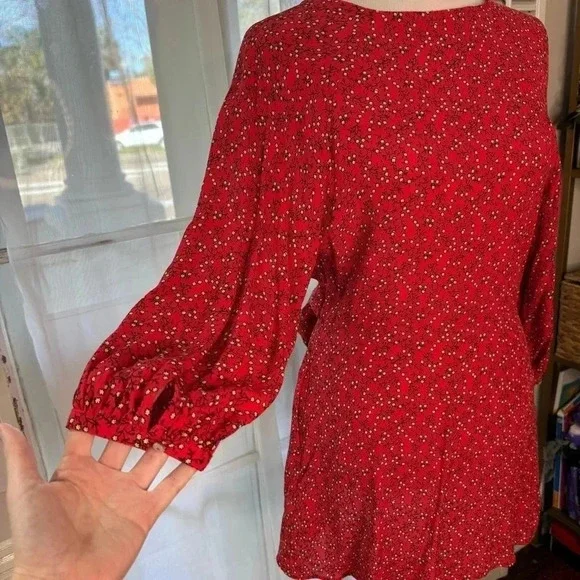 Free People Clara Floral Mini Tunic Dress in red ditsy floral print - Picture 5 of 10